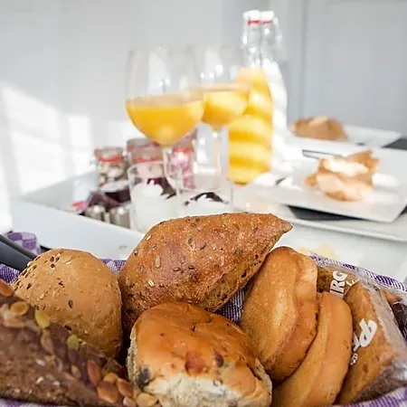 Bed & Breakfast Slapen Bij De Burgemeester Sint Pancras