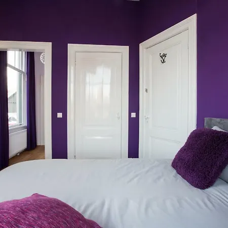 Bed & Breakfast Slapen Bij De Burgemeester *